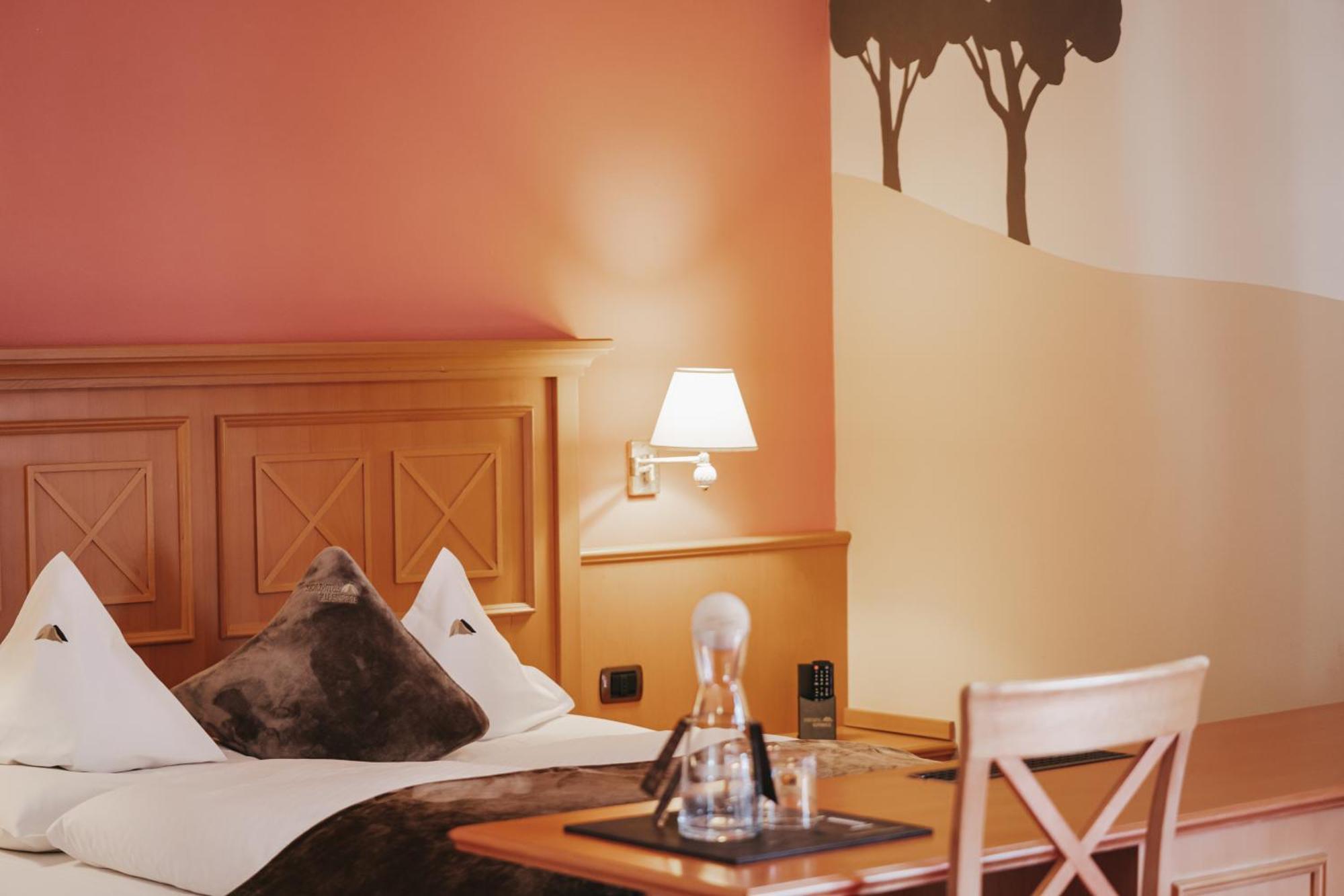 Alpenrose Hotel 4*